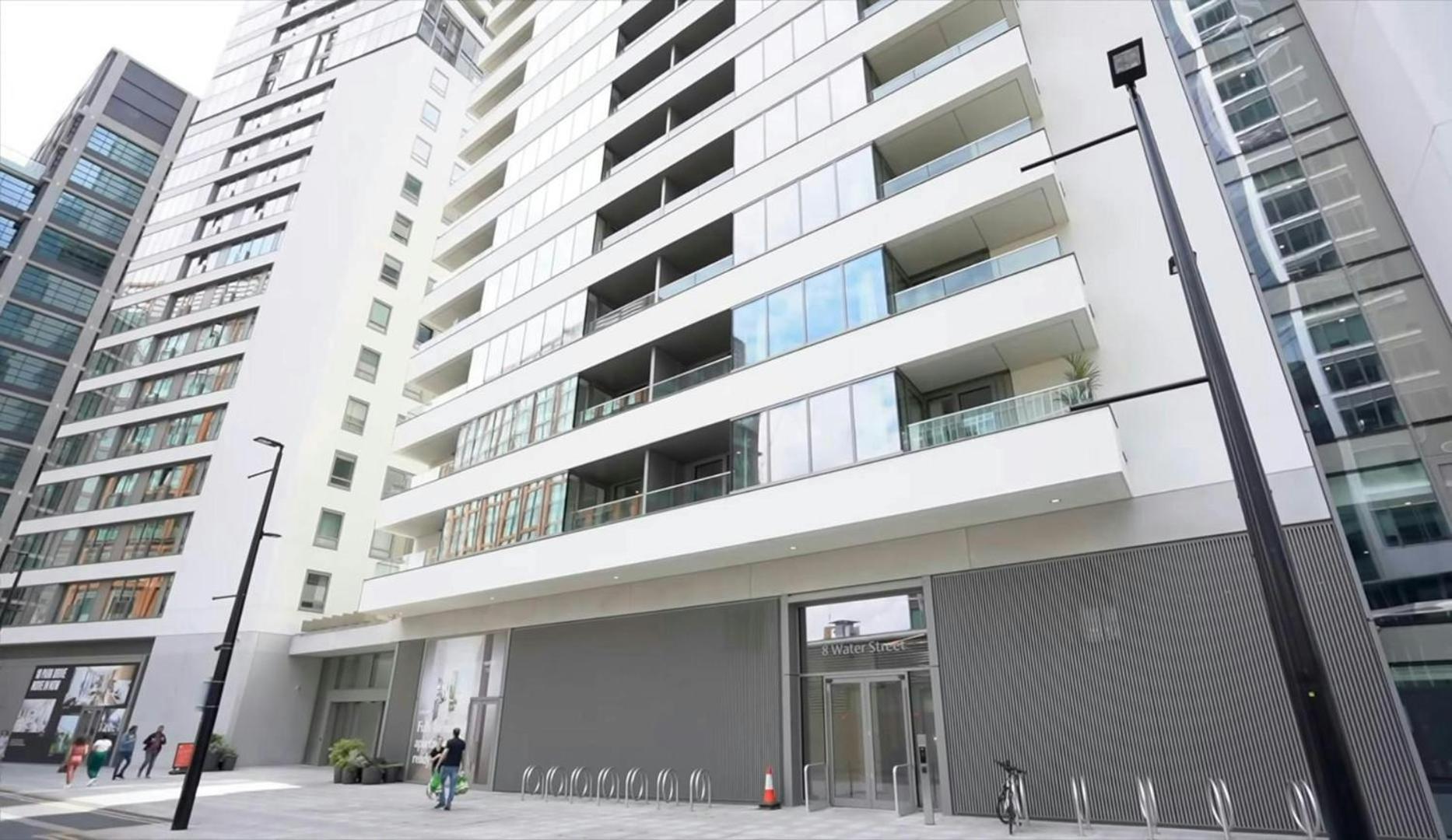 Canary Wharf Luxury Right Next To Thames *